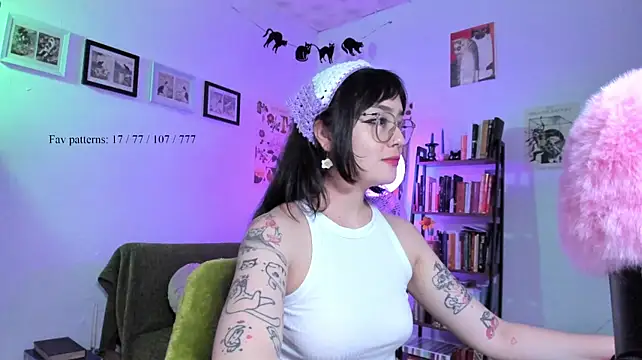_Insomnia__: απευθείας συνομιλία ΧΧΧ