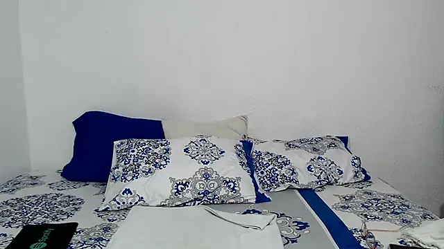 candy_mature_'s Live XXX Chat