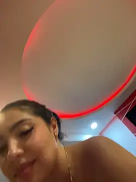 MiaFarkash 现场XXX聊天