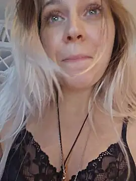 Chat XXX en directo de ScarletsWeb