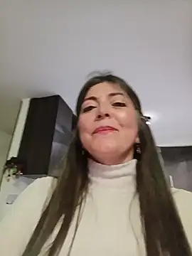emma_tour's Live XXX Chat