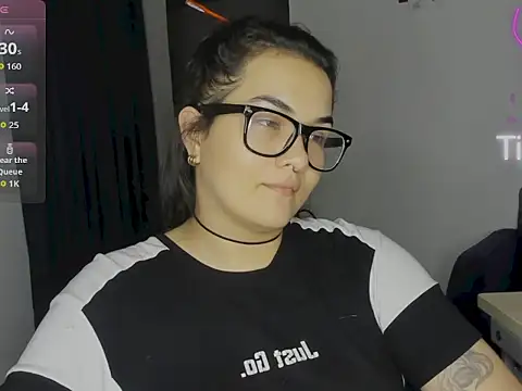 Babe-sofi – Naživo XXX chat