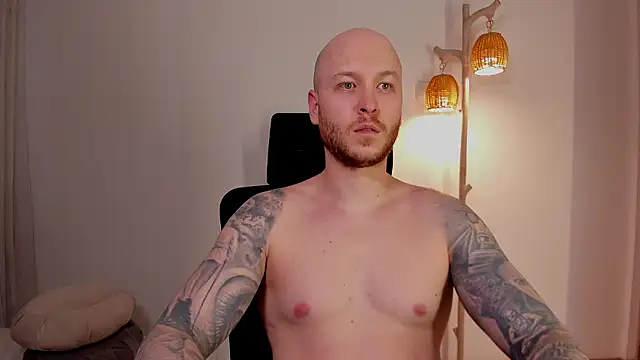 AdamMeyer_10 Live XXX Chat