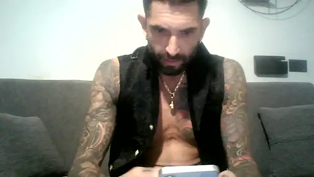 torinesebadboy Chat XXX live