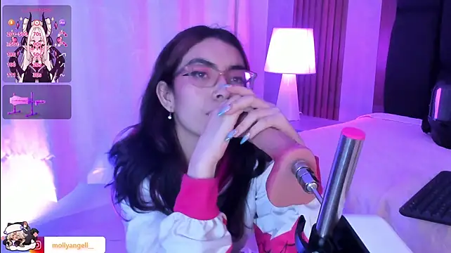 Czat XXX na żywo – Molly_A