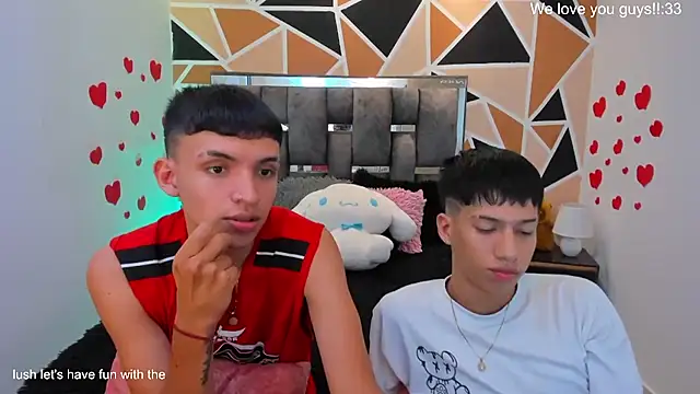 แชท XXX สดของ Juan_Nd_Steven