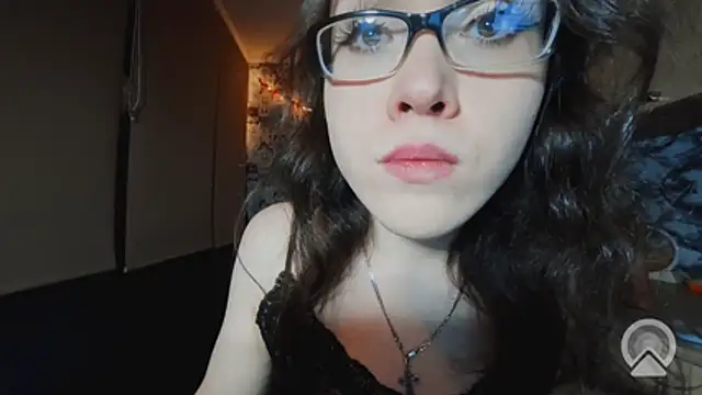 RachelSav élő XXX-chatje