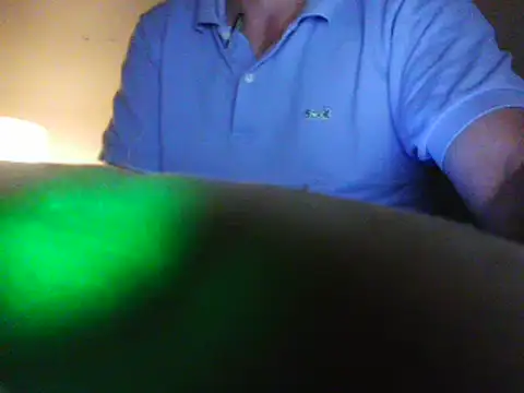 BronzeLeaf247 élő XXX-chatje