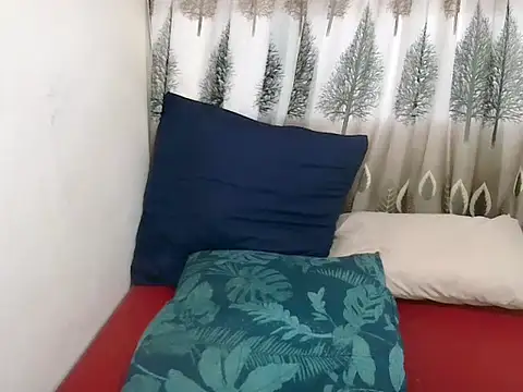 Chatroom XXX en direct de Indian_diamond