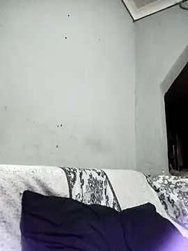 Zara4u's Live XXX Chat