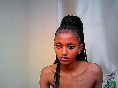 Chatroom XXX en direct de Qute_nimple