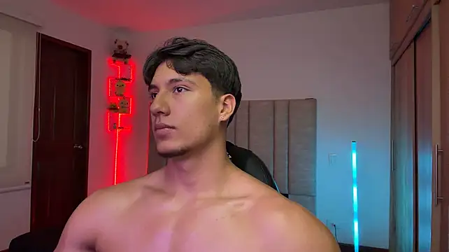 CHRIS_MORGAN1 élő XXX-chatje