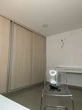 Curlyierr's Live XXX Chat