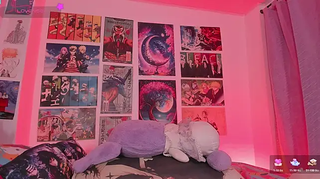 MissCurvyTop's Live XXX Chat