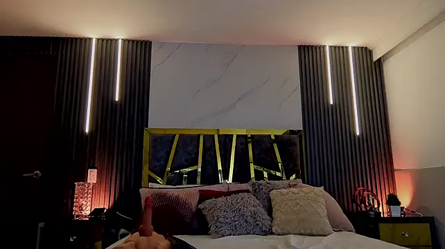 ScarletTorres' Live XXX Chat
