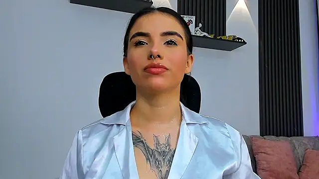 isabella_hv: απευθείας συνομιλία ΧΧΧ