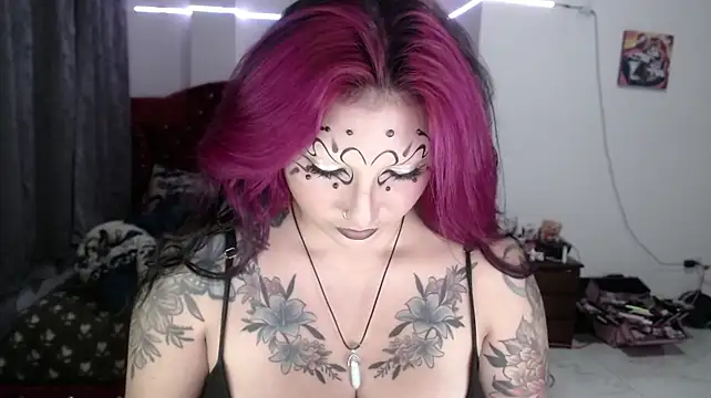 black_wiidow Chat XXX in diretta