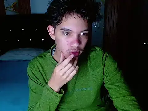 XXX chat uživo modela haku_nayro