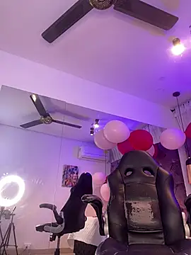 Auri__ XXX чат на живо