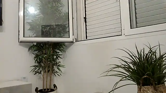 yanick931 – Naživo XXX chat