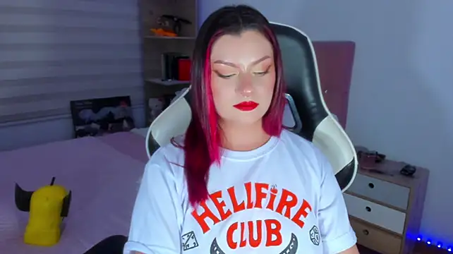 OphelianaRose33 live XXX chat
