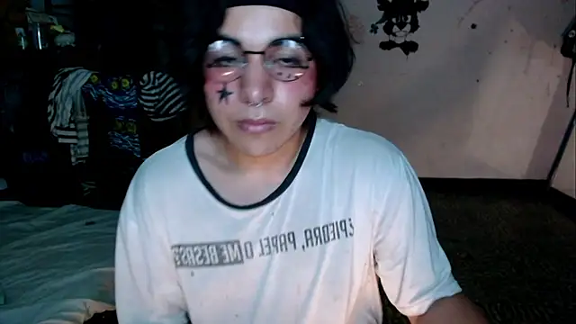 Cutie_Sam élő XXX-chatje