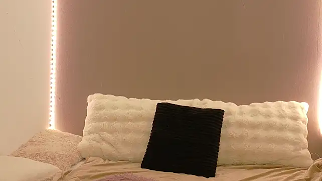 Anaayss_'s Live XXX Chat