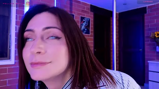 Chatroom XXX en direct de mandi4pole_