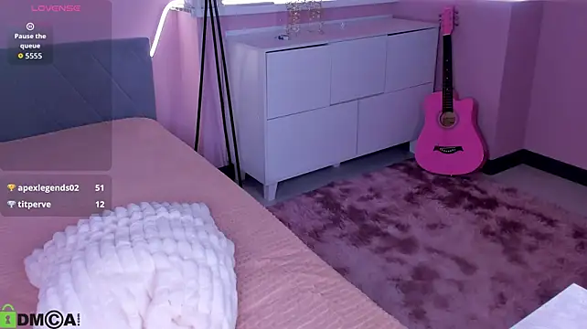 Živý XXX chat serinella_