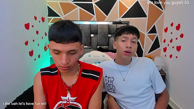 Juan_Nd_Steven Chat XXX live