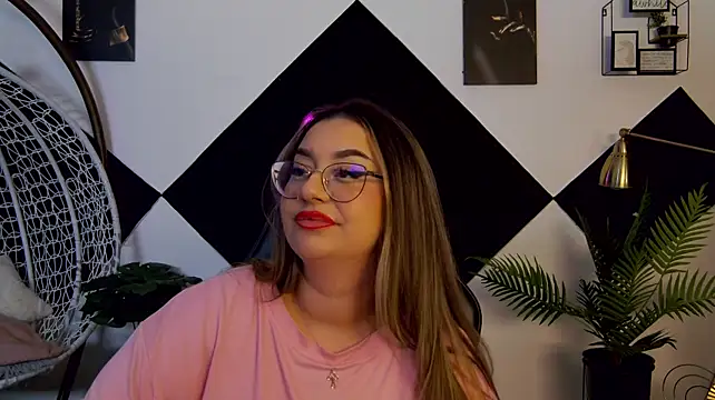 Katewalker_ Adlı Modelin Canlı XXX Sohbeti