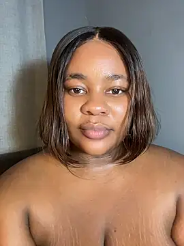 Bubbleboobs19's Live XXX Chat