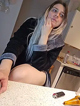 Chatroom XXX en direct de ScarletsWeb