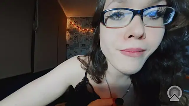 XXX chat uživo modela RachelSav