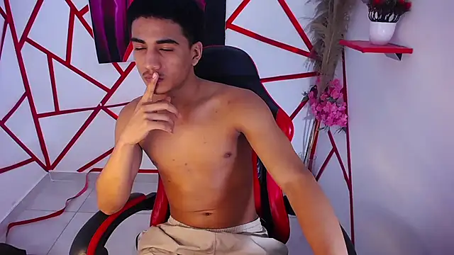 Chat XXX en directo de oliver-parker