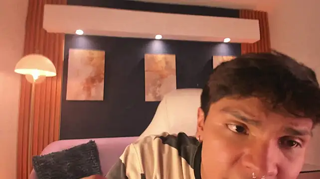 Thiago_KnoxのライブXXXチャット