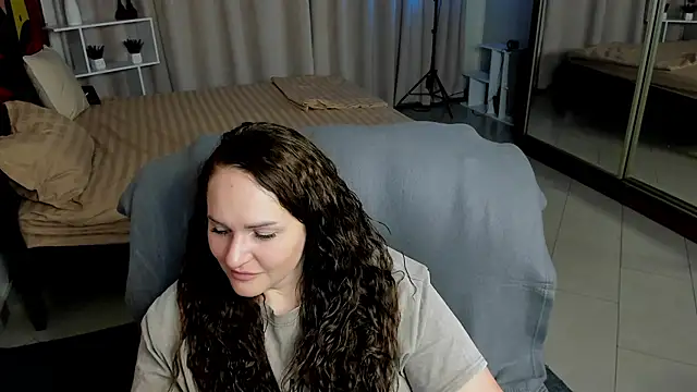 Chorna_Rouse Live XXX-Chat