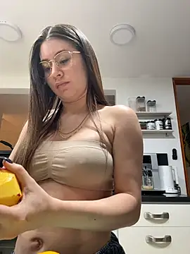 Chat XXX en directo de Sharon_07