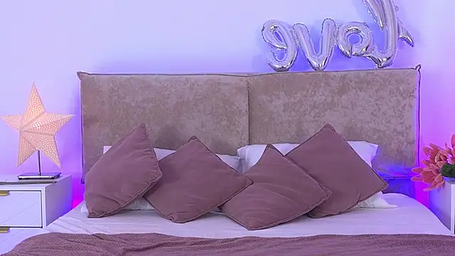 XXX chat uživo modela Jules_night
