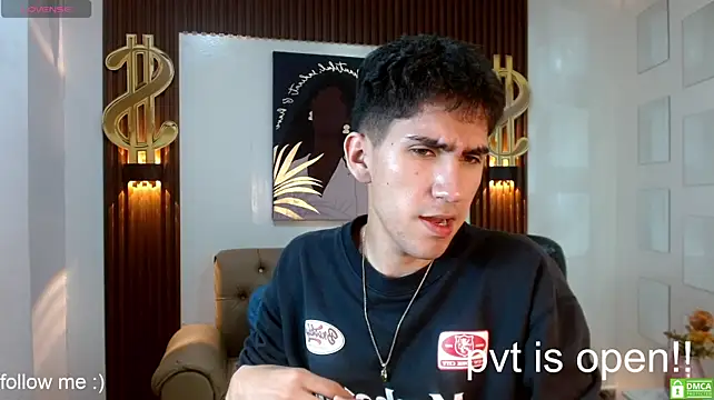 Živý XXX chat adan_tower