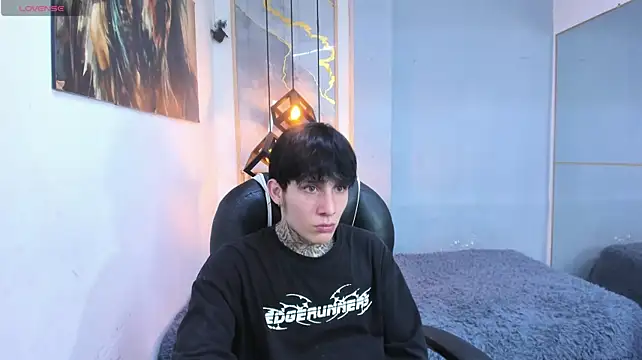 Chatroom XXX en direct de Cry_thereal
