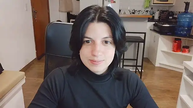 XXX chat uživo modela kyslrana
