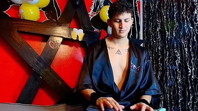 Axel_Romanov's Live XXX Chat