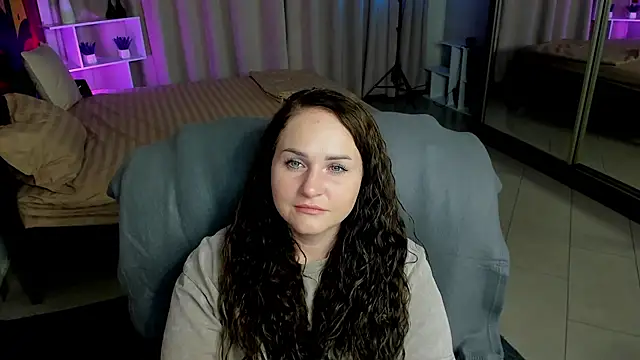 Chatroom XXX en direct de Chorna_Rouse