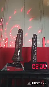 FantasyMan-BiWM Chat XXX live