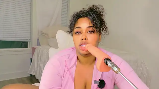 CarmenCash__'s Live XXX Chat