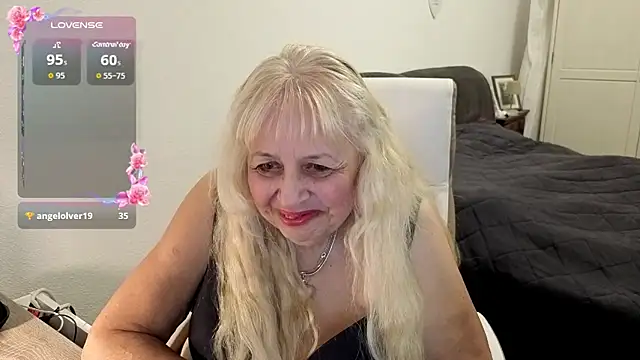 SusiLifeXXX's Live XXX Chat