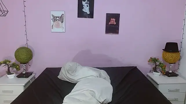 tiberius_blaunch XXX чат на живо