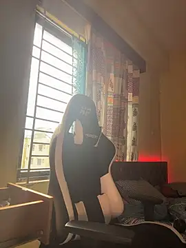 GunSlay Adlı Modelin Canlı XXX Sohbeti