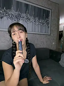 Lovleymili 웹캠 쇼